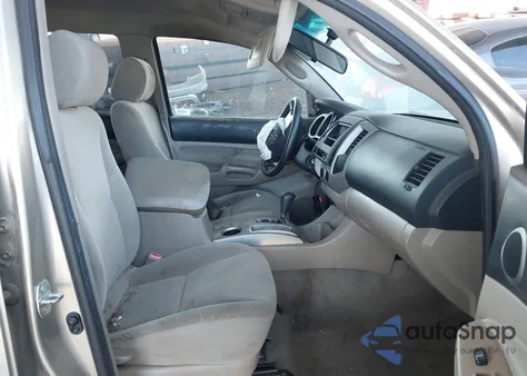 2005 Toyota Tacoma Prerunner V6 from USA, damaged, VIN 5TEJU62N55Z050002